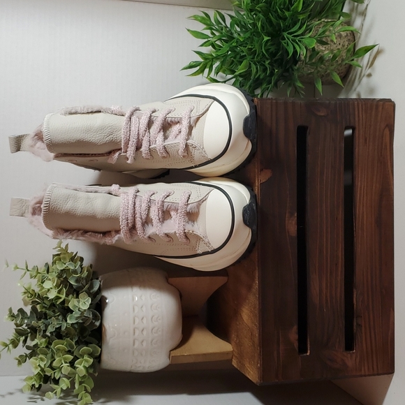 Converse Run Star Hike Hi "Cozy Club "Platform Unisex  Womens sz 169550C - Picture 6 of 14